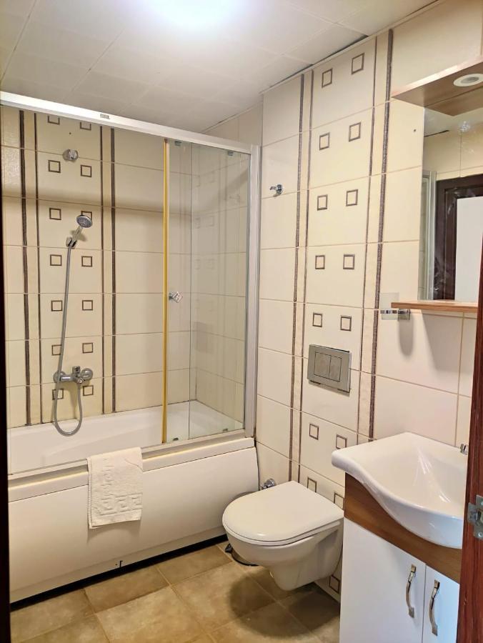 Hotel Nayla Истанбул Екстериор снимка